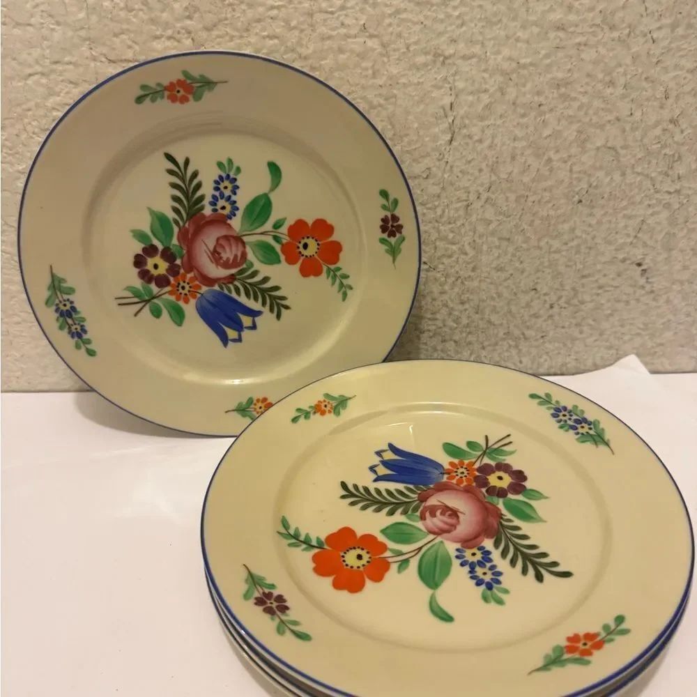 Vintage 4 Old Bavaria Floral salad plates Plates Set